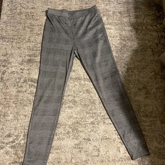 Super Cute Houndstooth Work pants - Picture 2 of 5